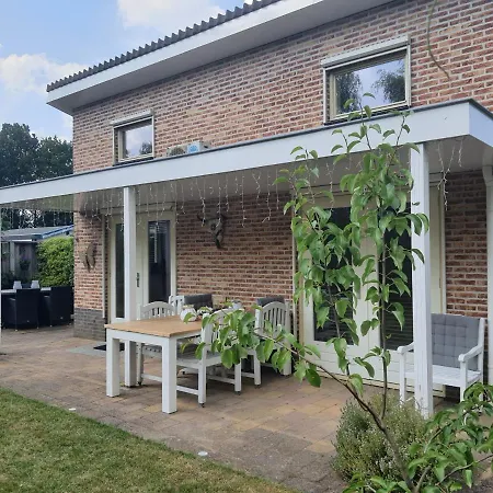 Semesterbostad Het Groene Hart